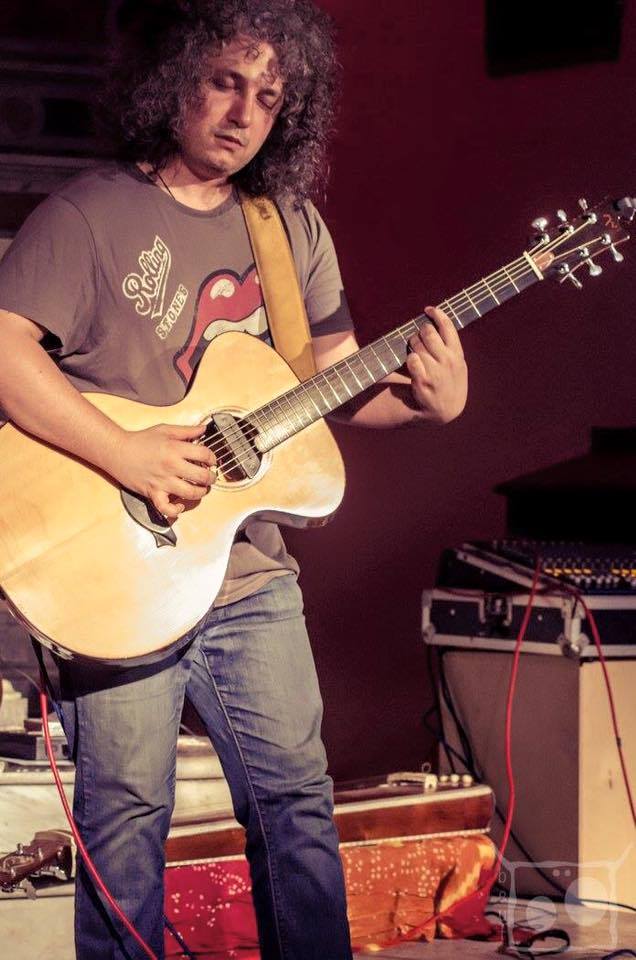 Roberto Diana Acoustic Guitar